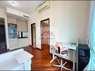 Wan Chai - The Avenue Phase 2 Block 2 03