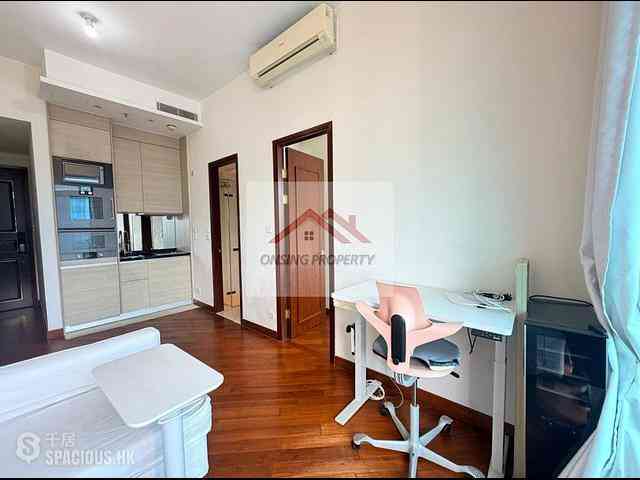 Wan Chai - The Avenue Phase 2 Block 2 03