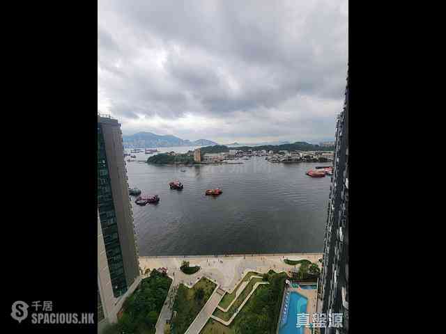 Cheung Sha Wan - Grand Victoria 02