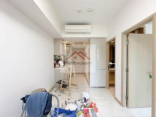 Sai Ying Pun - King's Hill 02