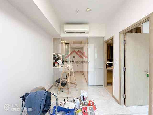 Sai Ying Pun - King's Hill 02