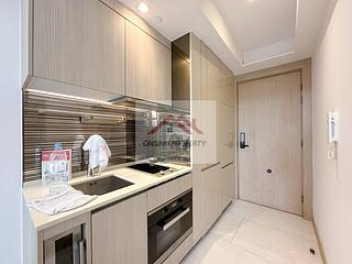 Sai Ying Pun - King's Hill 03