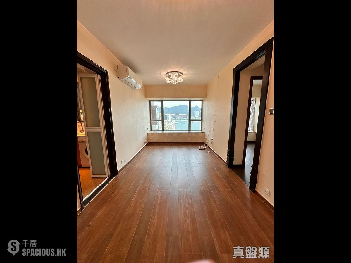 Tiu Keng Leng - Ocean Shores Phase 1 Block 6 01
