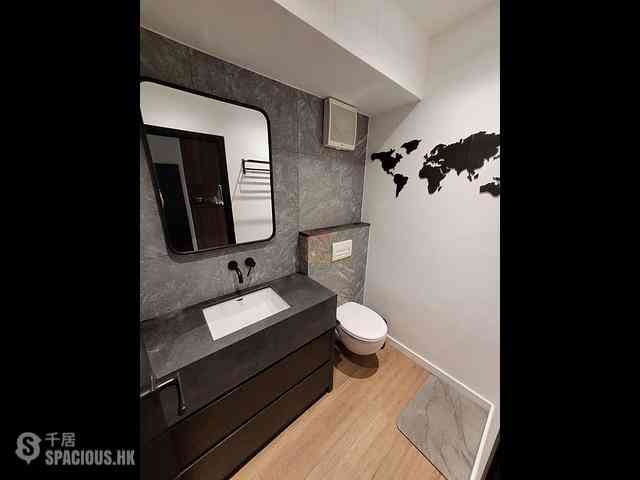 Sai Ying Pun - Wah Lee Building 04