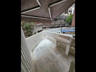 Sai Ying Pun - 204-208, Queen's Road West 02