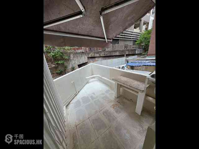 Sai Ying Pun - 204-208, Queen's Road West 02