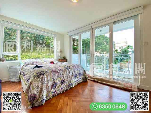 Clear Water Bay - Tai Hang Hau 13