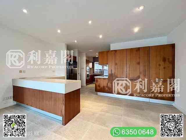 Clear Water Bay - Bayside Villas 12