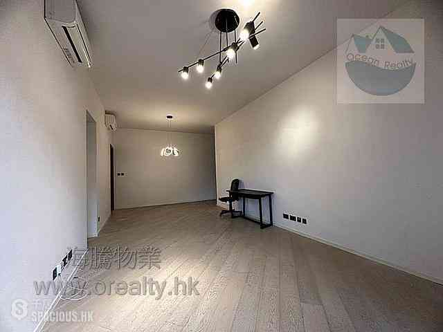 Clear Water Bay - Mount Pavilia 04