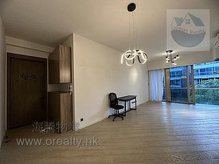 Clear Water Bay - Mount Pavilia 02
