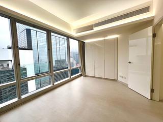 Wan Chai - Convention Plaza Apartments 09