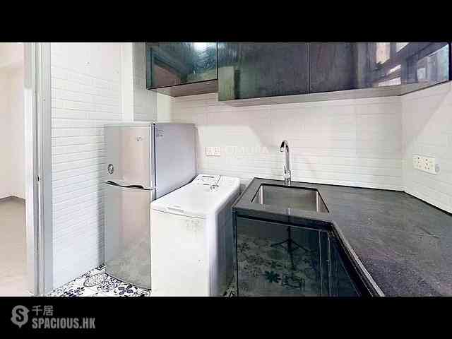 Sai Ying Pun - 8-10, Western Street 22