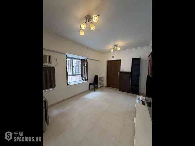 Kennedy Town - Shun On Building 02