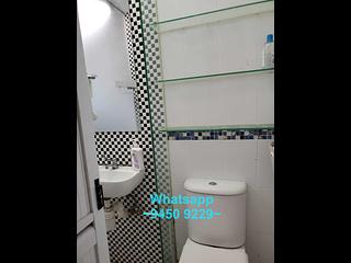 Sheung Wan - 62-64, Queen's Road West 11