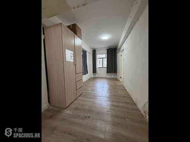 Happy Valley - 6-8, Shing Ping Street 03