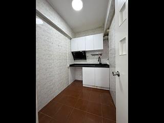 Happy Valley - 6-8, Shing Ping Street 06