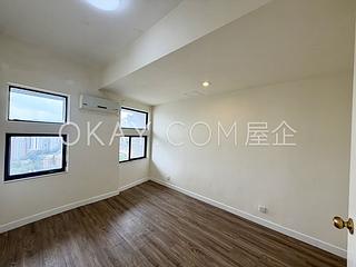 Mid Levels Central - Birchwood Place 09