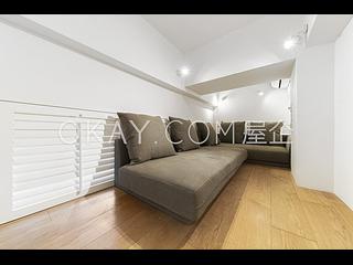 Central - 61-63, Hollywood Road 06