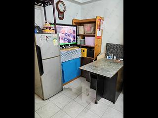 Sheung Wan - Wah Koon Building 02