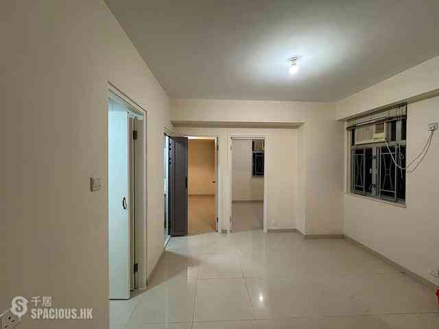 Mid Levels Central - On Fung Building 01