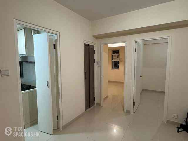 Mid Levels Central - On Fung Building 16