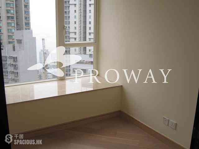 Mid Levels Central - The Icon 05