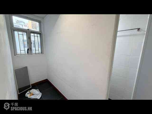 Causeway Bay - Haywood Mansion 09