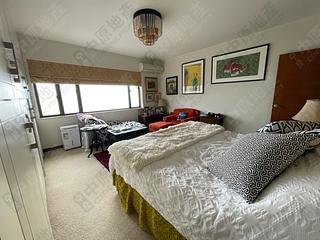 Pok Fu Lam - Baguio Villa Block 31 08