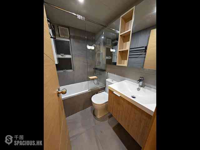 Tai Hang - Kanfield Mansion 03
