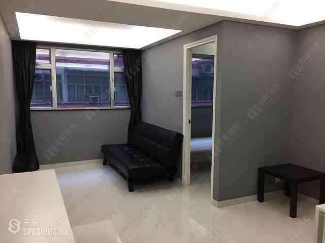 Wan Chai - Fu Yuen 01