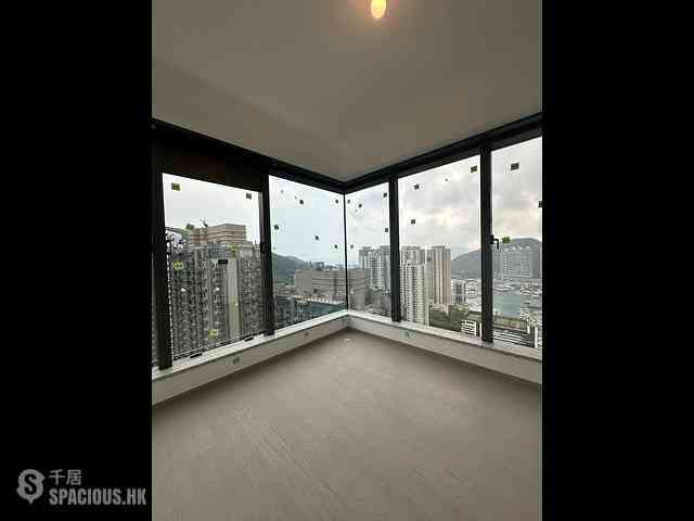 Wong Chuk Hang - The Southside Phase 3B Blue Coast Tower 1B 02