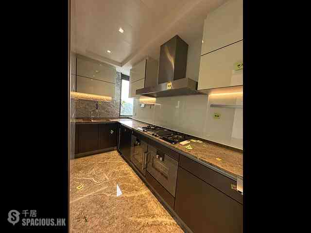 Wong Chuk Hang - The Southside Phase 3B Blue Coast Tower 1B 03