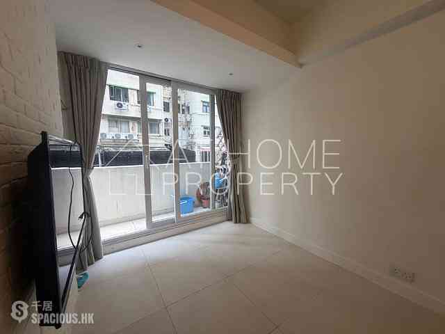 Sai Ying Pun - Highlight House 03