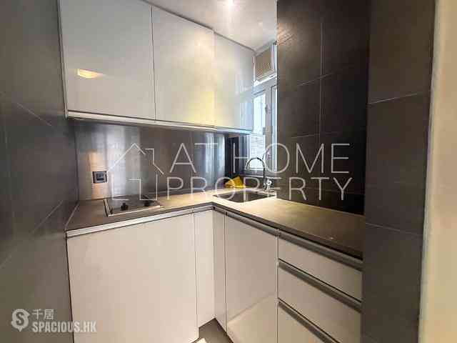 Sai Ying Pun - Highlight House 05
