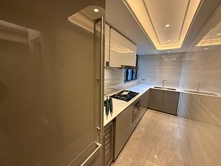 Wong Chuk Hang - The Southside Phase 4A Tower 2B 05