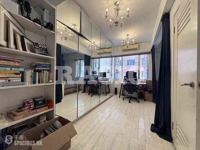 Sai Ying Pun - 17, Bonham Road 04