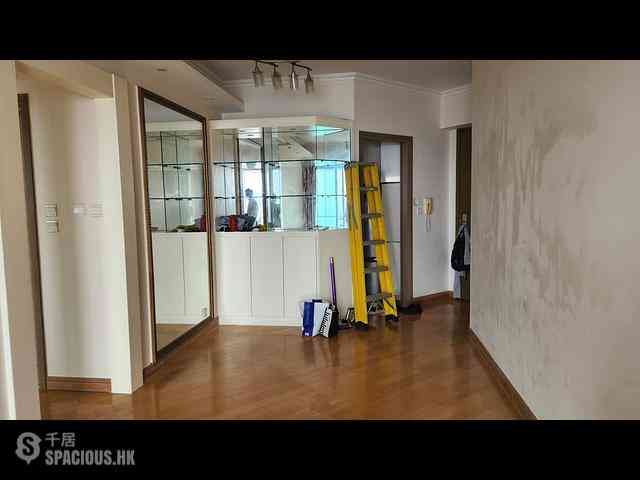 Tai Kok Tsui - Florient Rise Tower 1 06