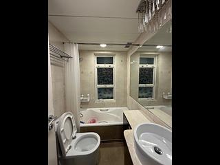 Lohas Park - Lohas Park Phase 2A Le Prestige Block 5 12