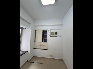 Mong Kok - Hung Wai Building 09
