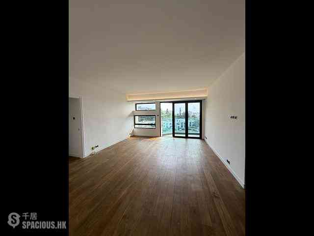 Repulse Bay - Grand Garden Block 2 01