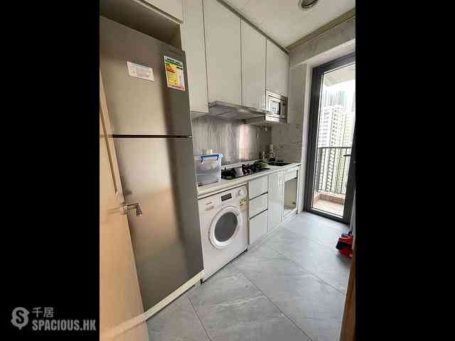 Sai Wan Ho - 18, Upper East 04