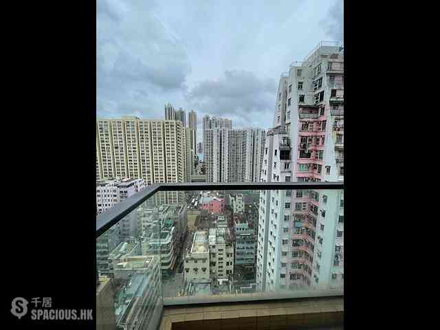 Sai Wan Ho - 18, Upper East 03