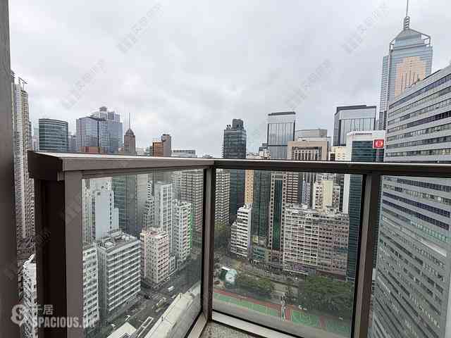 Wan Chai - The Avenue Phase 2 Block 1 06