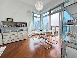 Wan Chai - The Avenue Phase 2 Block 1 08