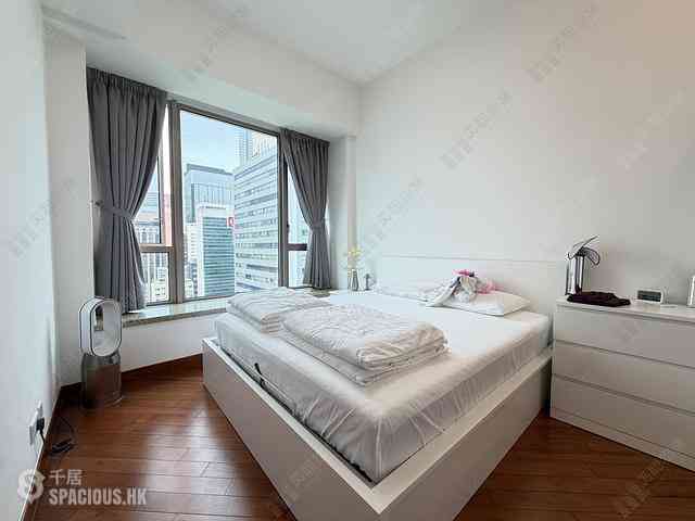 Wan Chai - The Avenue Phase 2 Block 1 11