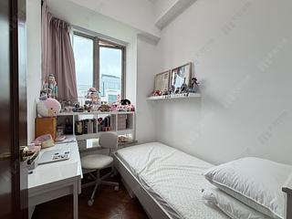 Wan Chai - The Avenue Phase 2 Block 1 12