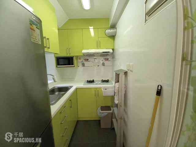Quarry Bay - Nan Fung Sun Chuen Block 5 09