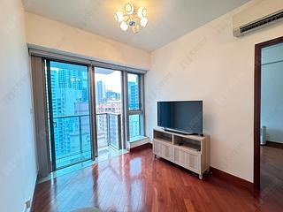 Wan Chai - The Avenue Phase 1 Block 5 07