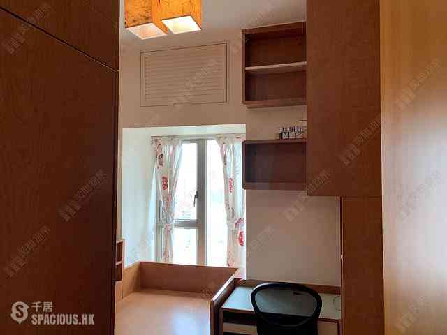Wan Chai - The Zenith Phase 1 Block 2 05