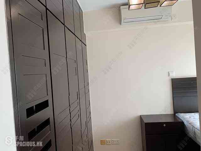 Wan Chai - The Zenith Phase 1 Block 2 06